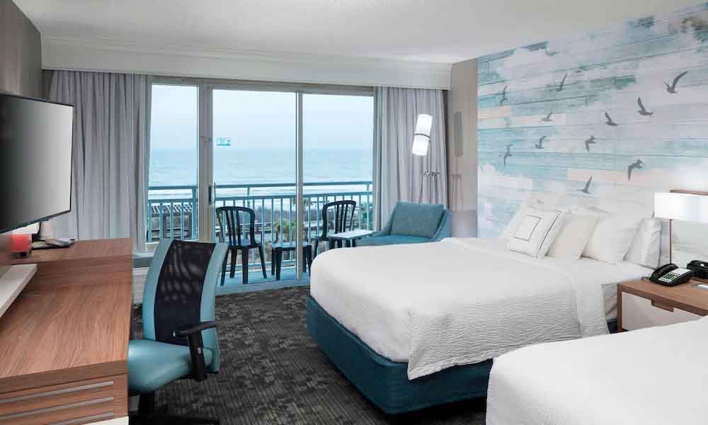 Carolina-Beach-Oceanfront-Hotels-With Balcony
