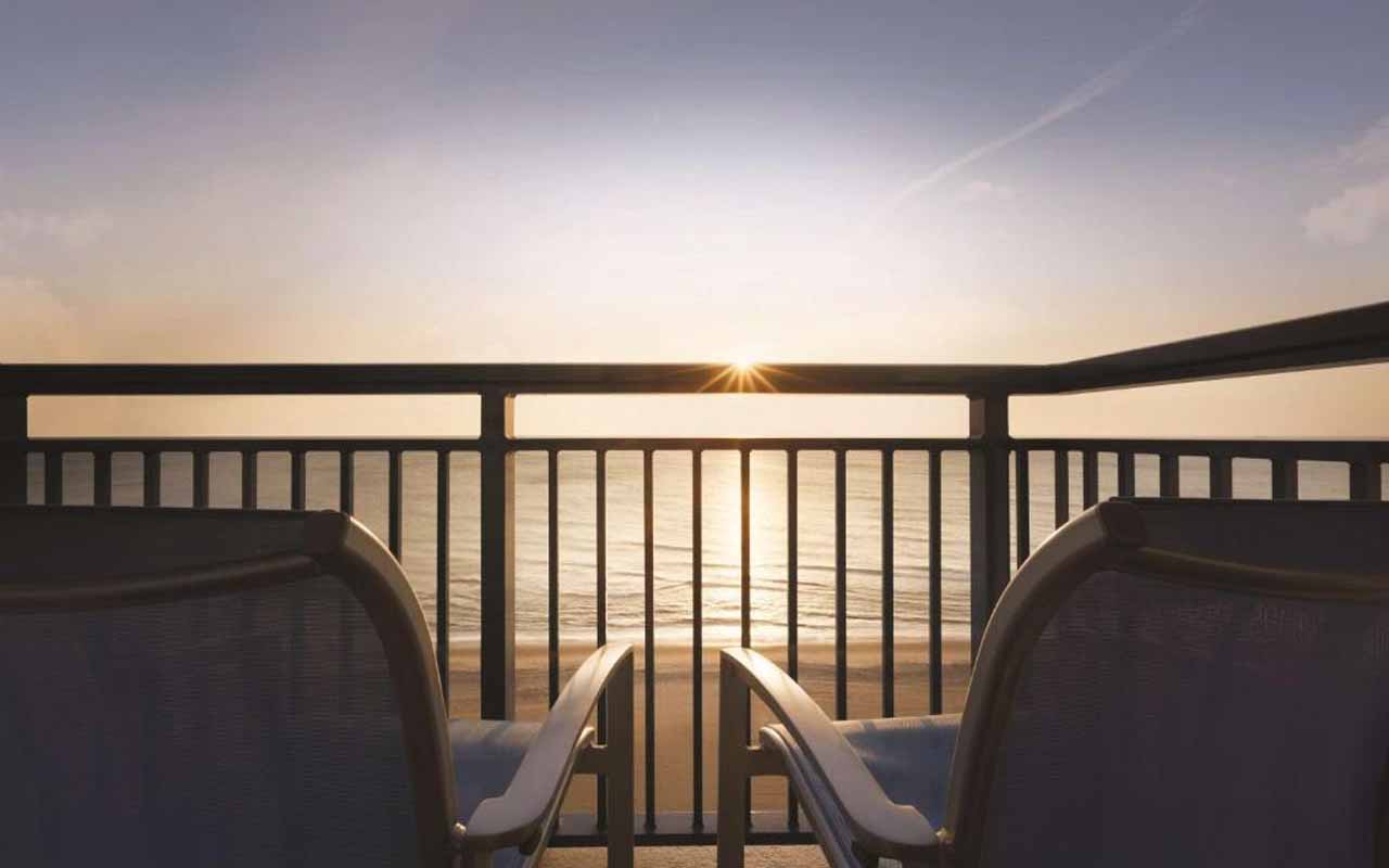 virginia beach hotels oceanfront with balcony