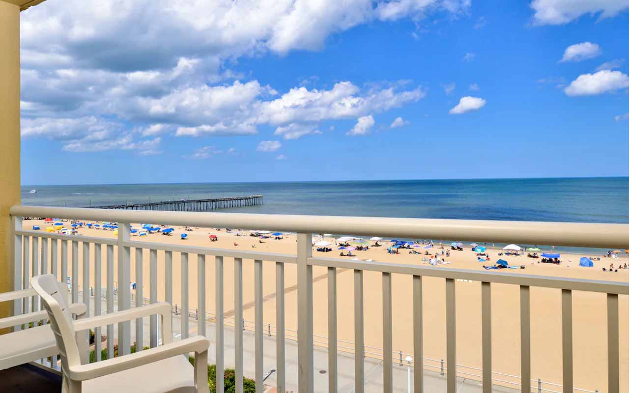 virginia beach oceanfront hotels with-balcony