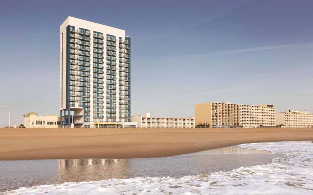 virginia beach hotels oceanfront-with-balcony