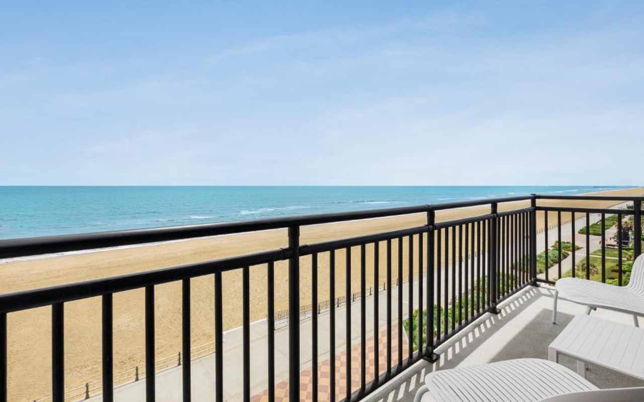 virginia-beach-hotels-oceanfront-with-balcony