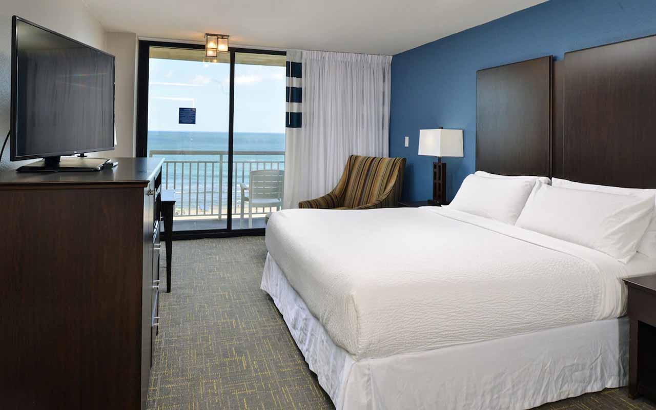 virginia beach oceanfront hotels with balcony