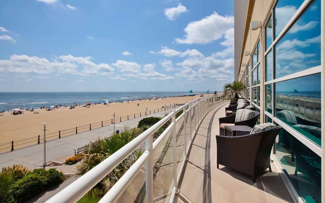 virginia-beach-oceanfront-hotels-with-balcony