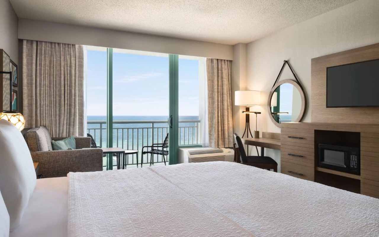 virginia-beach-oceanfront-hotels with balcony