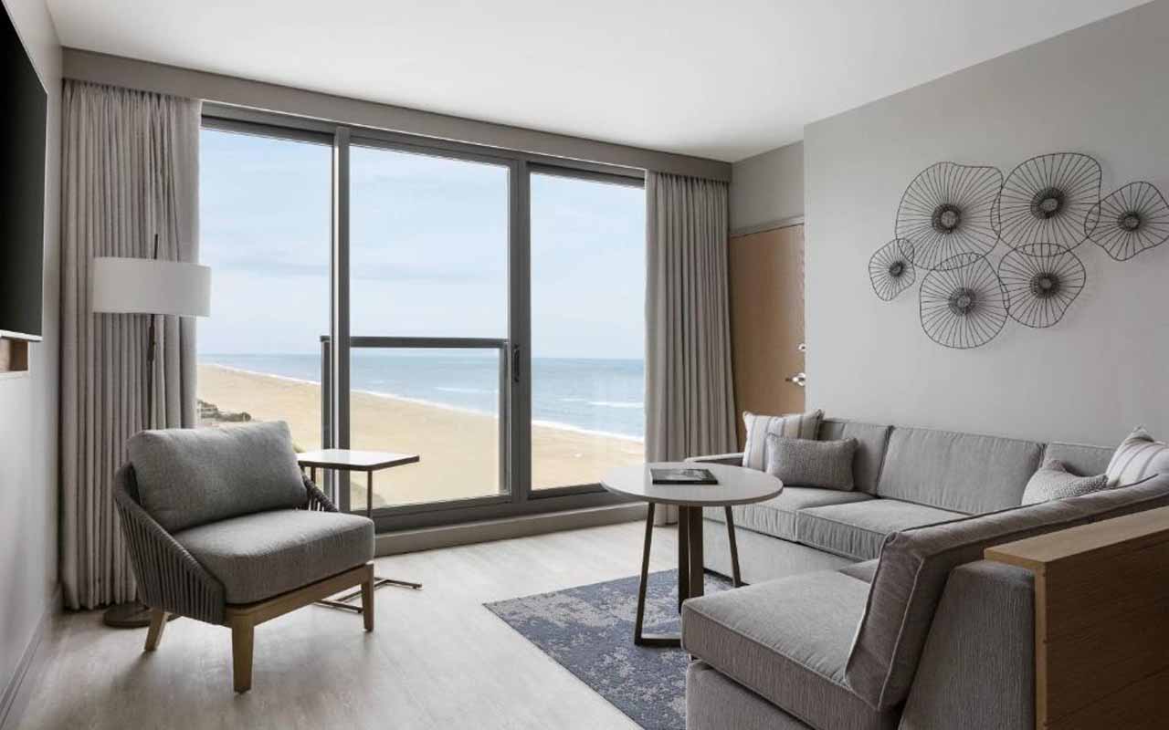virginia-beach hotels oceanfront with balconies