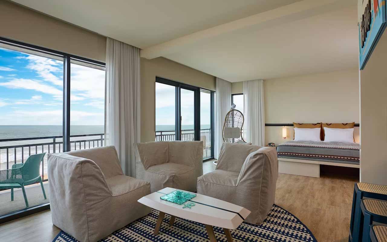 virginia-beach hotels-oceanfront with-balconies