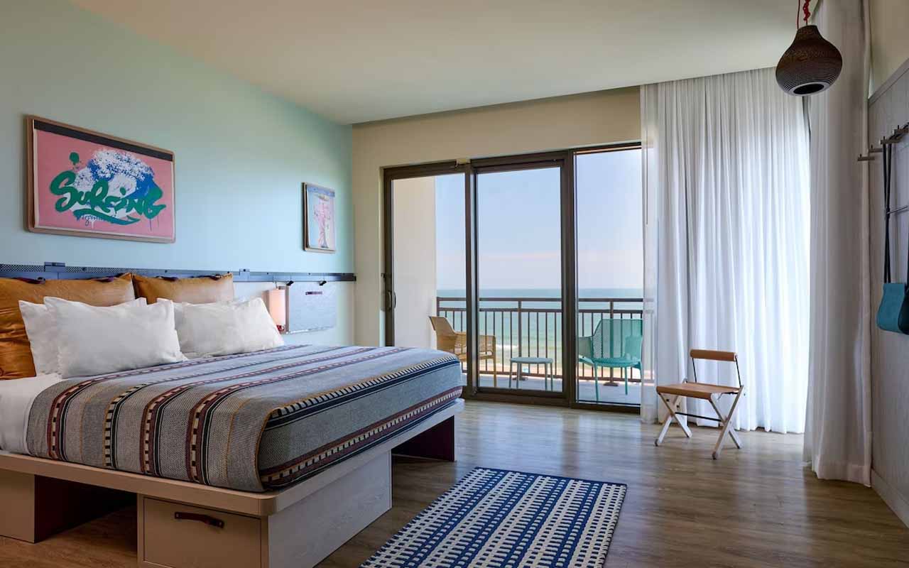 virginia-beach hotels-oceanfront-with-balconies