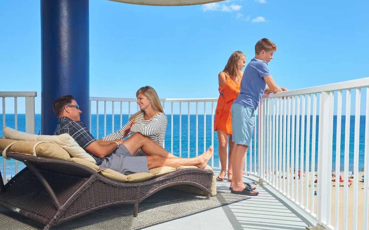 ocean city maryland-boardwalk-hotels-with-balcony