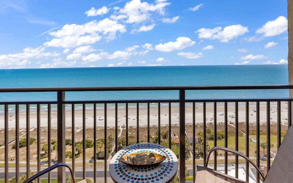 myrtle-beach-oceanfront hotel with balconies