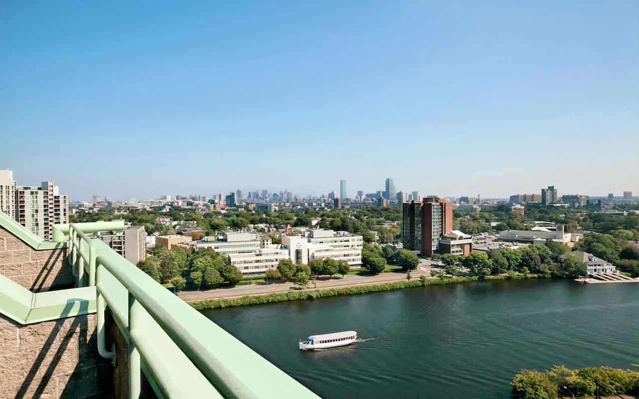 boston hotels with-balcony