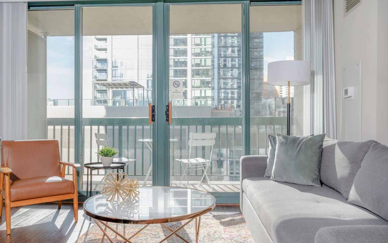 chicago hotels with-balcony