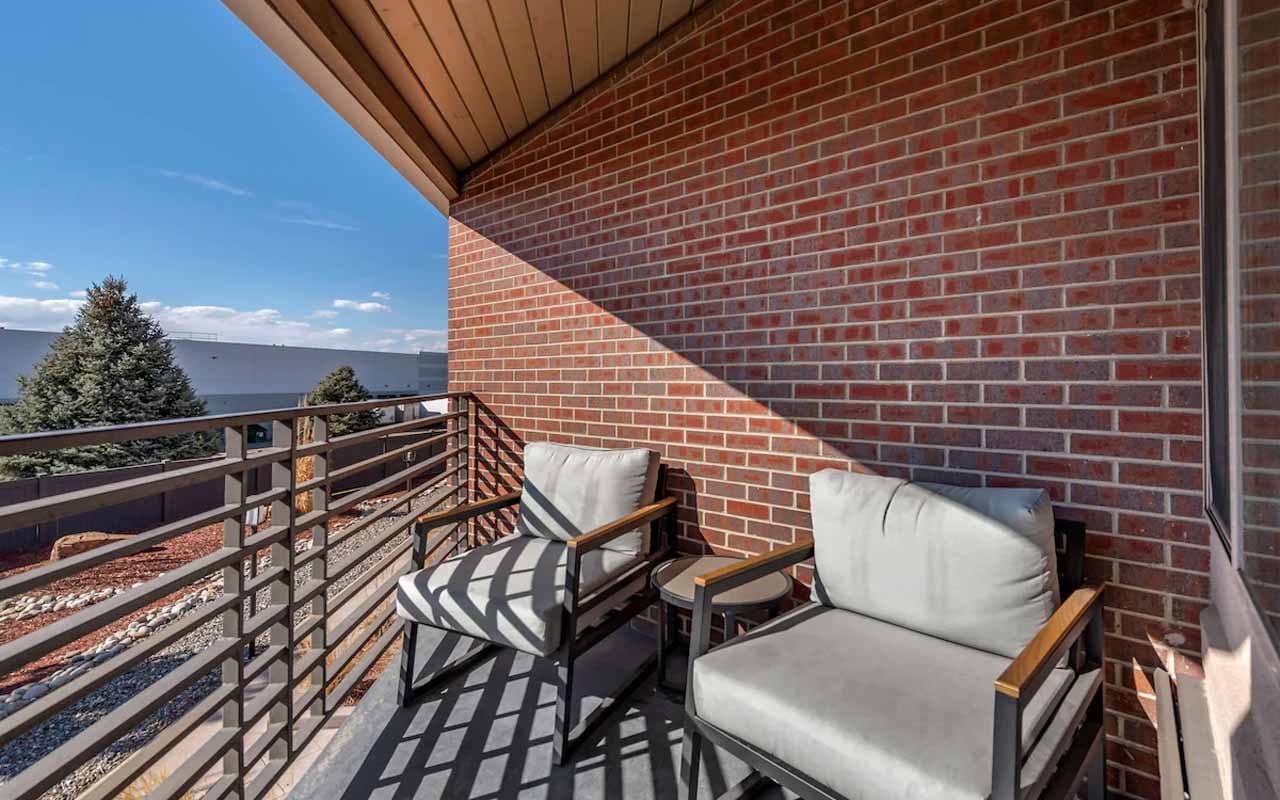 denver hotel-with-balconies