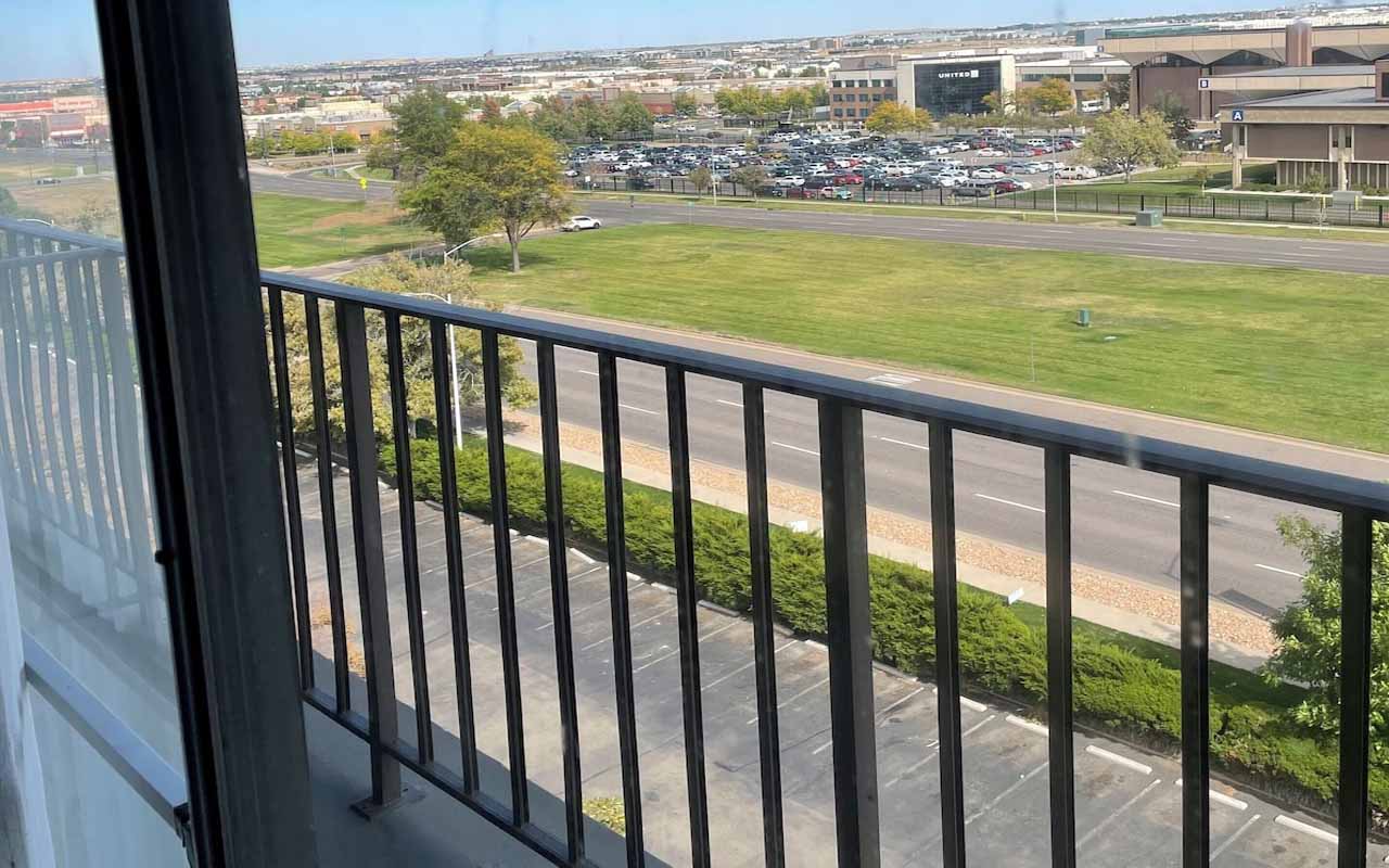 denver-hotels-with-balcony