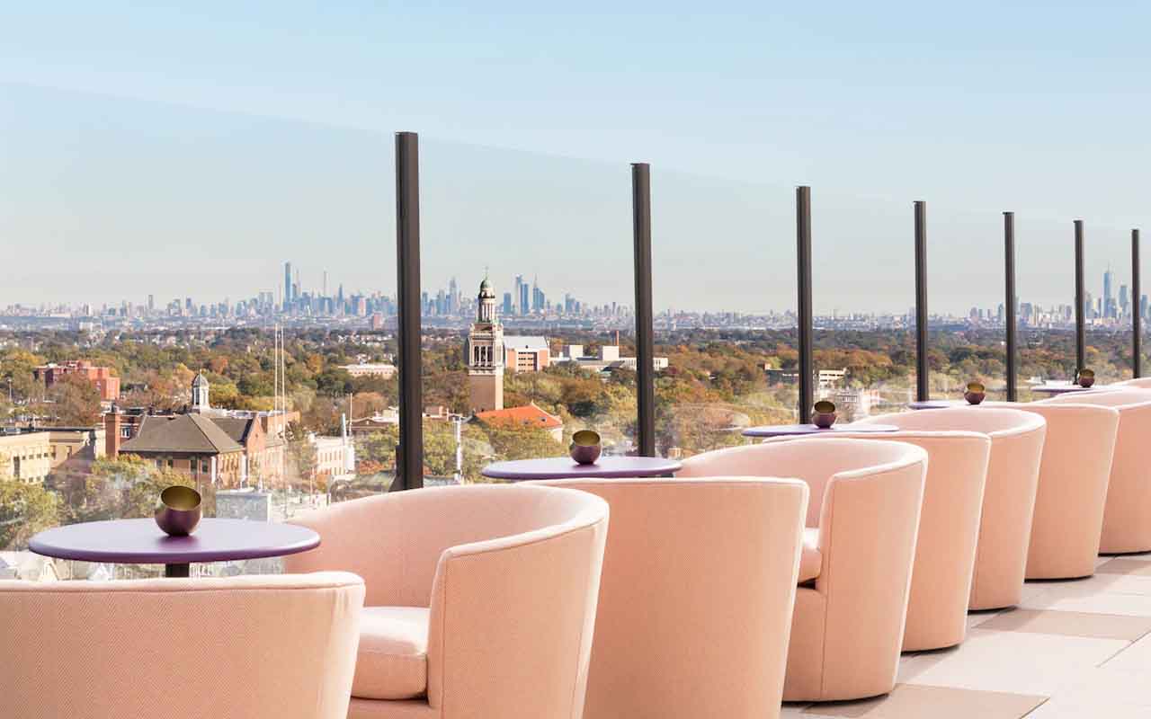 nyc-hotels-with-balcony