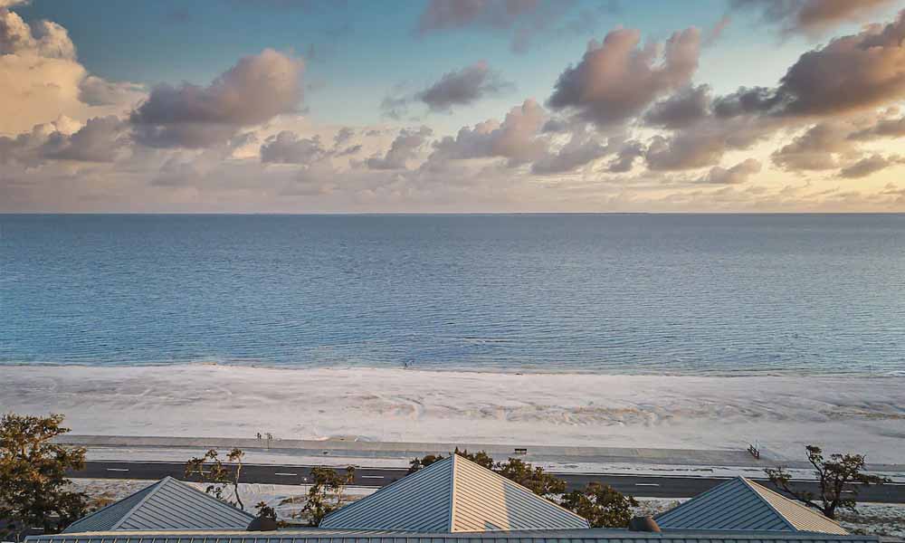 Biloxi-Hotels-With Balconies