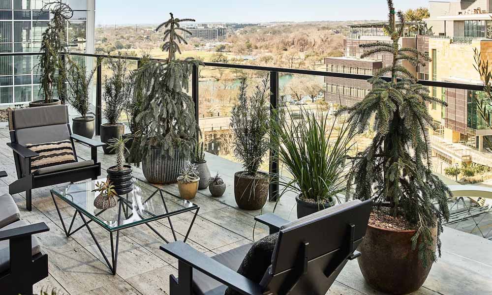 downtown austin hotels-with-balconies