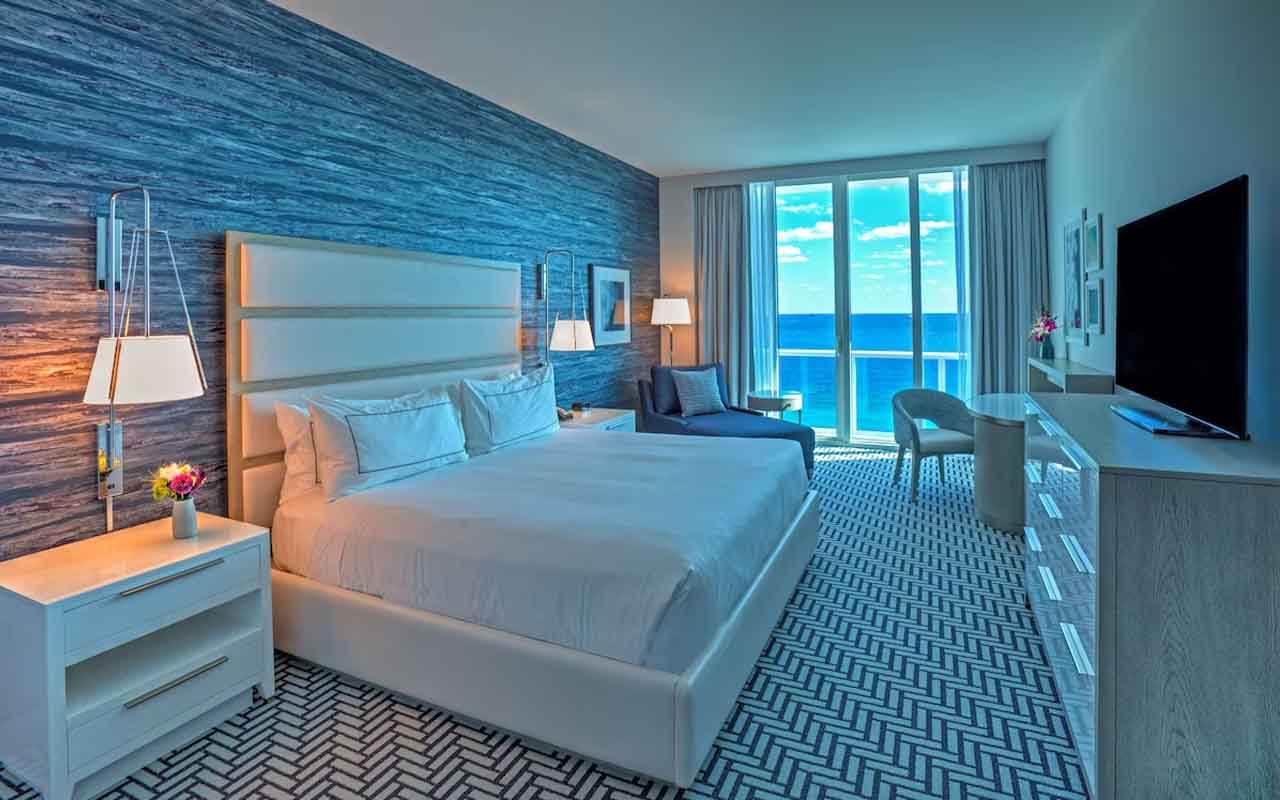 fort lauderdale-hotels with balcony