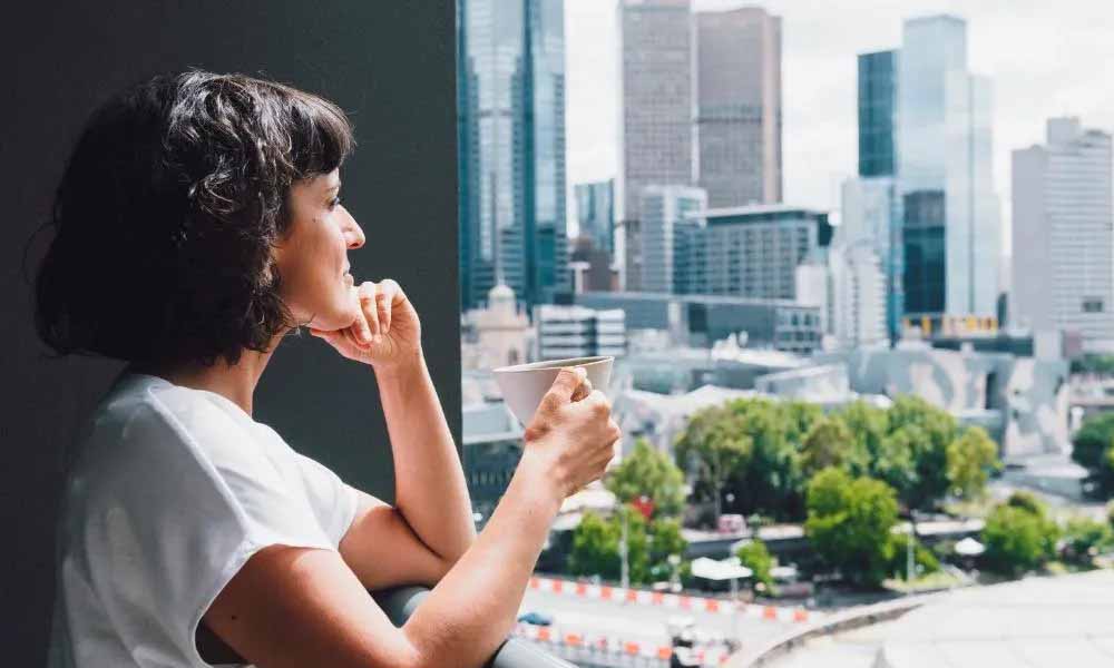 hotels-in-melbourne with balcony