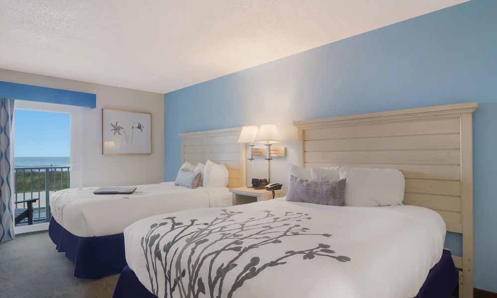 st-augustine beach hotels with balcony