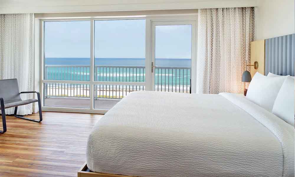 pensacola beach-hotels with balcony