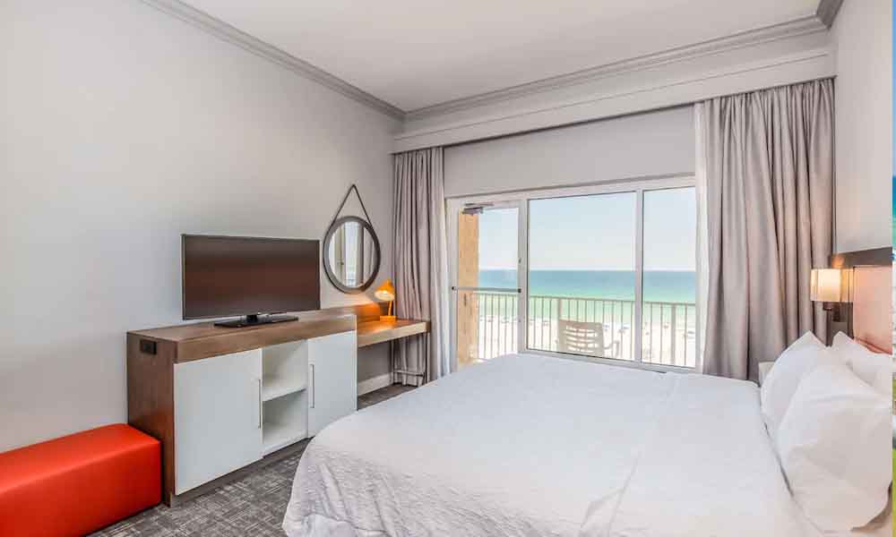 pensacola beach hotels with-balcony