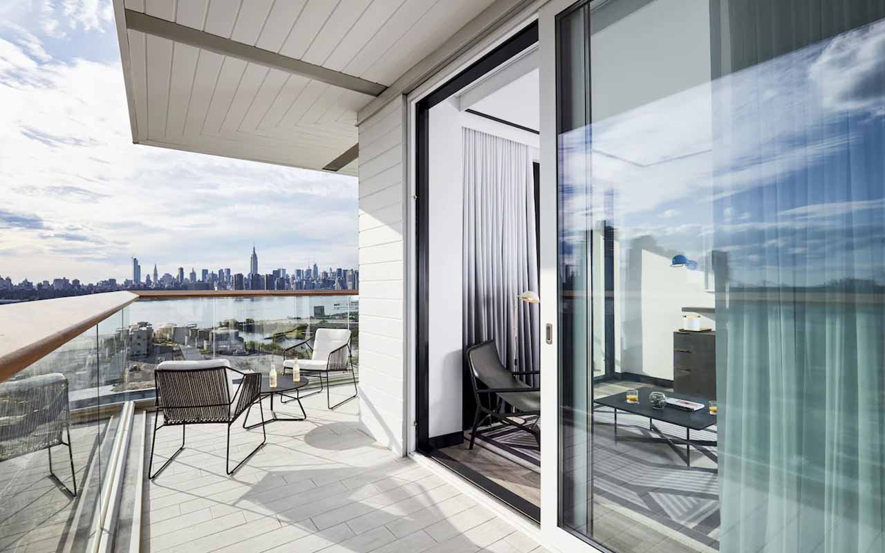 brooklyn hotel with balcony