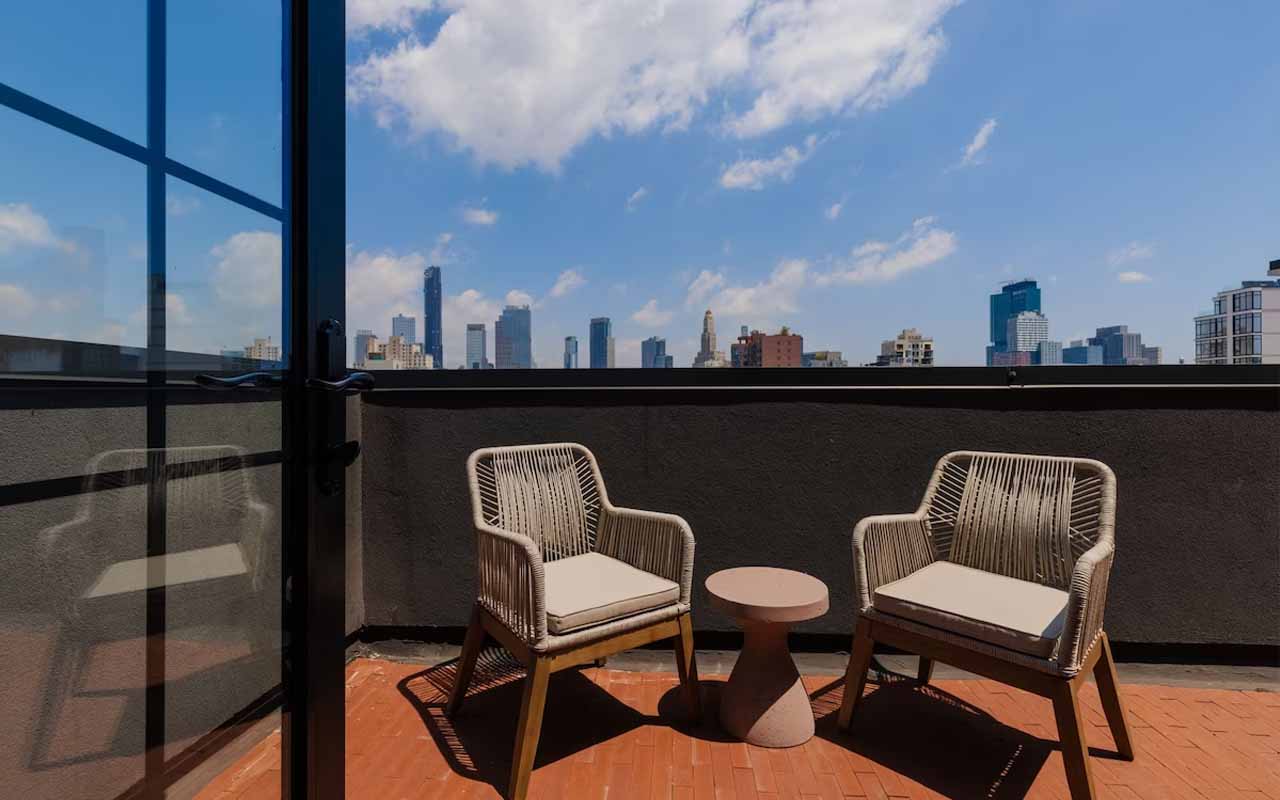 hotels-downtown-brooklyn with balcony