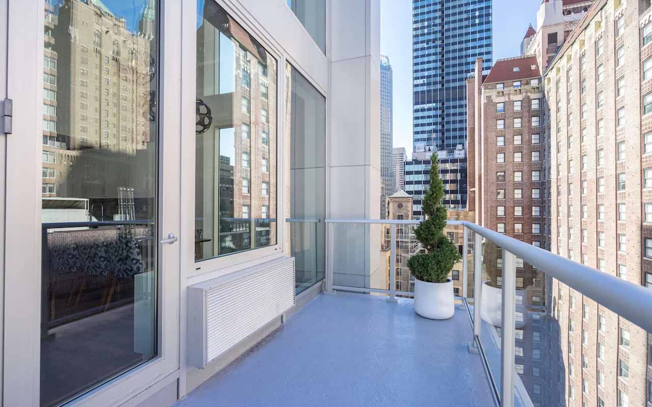 hotels in manhattan with balcony