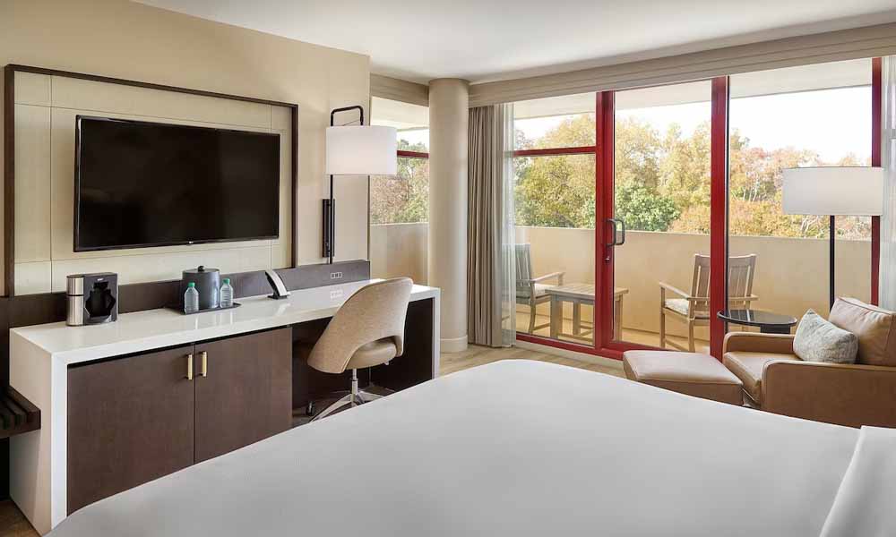 hotels-with-balcony-atlanta